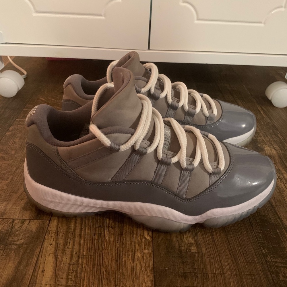 Air Jordan 11 Cool Grey Lows